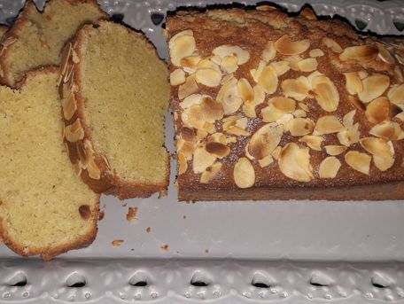 RECIPE MAIN IMAGE Cake aux amandes