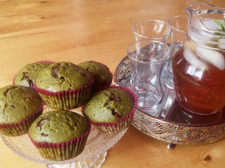 RECIPE MAIN IMAGE Muffins au thé vert Matcha et pépites de chocolat au lait