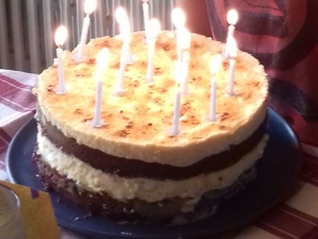 RECIPE MAIN IMAGE Gâteau d'anniversaire chocolat/framboise, crème chiboust