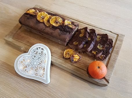 RECIPE MAIN IMAGE Cake chocolat clémentines épicé