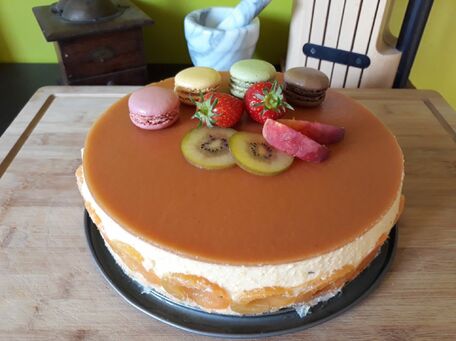 RECIPE MAIN IMAGE Entremet pêches abricots