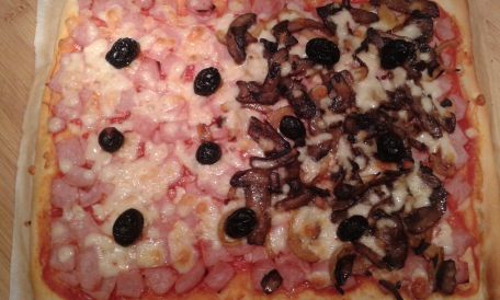 RECIPE MAIN IMAGE Pizza jambon champignons 