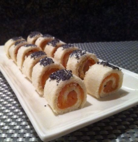 RECIPE MAIN IMAGE Mini maki au saumon fumé