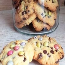 Cookies aux pépites de chocolat et smarties