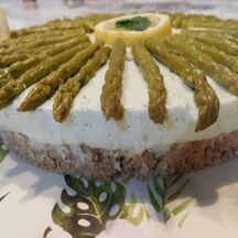 Cheesecake Printanier aux Asperges Vertes