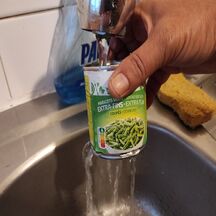 Rincer vos légumes ou féculents en conserves sans passoire